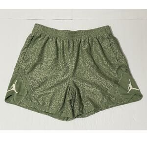 Jordan Sport Lace Diamond Shorts, Green, Size M